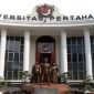 Gedung Rektorat Universitas Pertahanan (Unhan) RI. Kementerian Pertahanan menegaskan tidak ada aturan yang melarang kadet perempuan Unhan berhijab, dan akan menyempurnakan aturan seragam agar mengakomodasi penggunaan hijab secara proporsional. Foto: Ist.