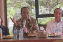 Ketua Umum Relawan Projo Budi Arie Setiadi mengungkap insting politik di samping Presiden ke-7 Joko Widodo (Jokowi). Foto: Screenshot.