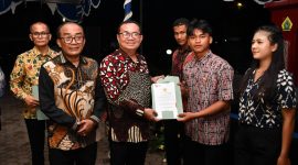 Paskibraka Samosir Dapat Apresiasi dan Uang Pembinaan. (Foto:Ist) 