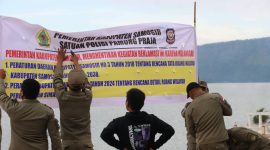 Merusak Lingkungan dan Fasilitas Umum, Pemkab Samosir Hentikan Aktivitas di Sempadan Danau Toba