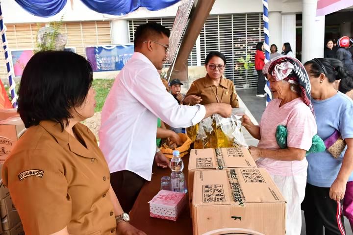 Serentak Se-Sumut, Pemkab Samosir Hadirkan Gerakan Pangan Murah Bagi Masyarakat. (Foto:Ist) 