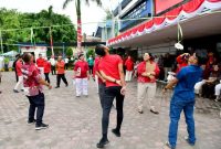 Suasana kegiatan peringatan HUT ke-81 Kemerdekaan RI di lingkungan Dinas Kominfo Sumut, Medan, Jumat (14/8/2026). Foto: Ist.