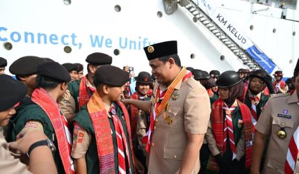 Gubernur Bobby Nasution