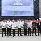 Gubernur Sumatera Utara Bobby Nasution menyerahkan Rancangan Perubahan APBD Tahun Anggaran 2026 kepada Ketua DPRD Sumut Erni Ariyanti dalam Rapat Paripurna di Gedung DPRD Sumut, Medan, Rabu (26/8/2026). Foto: Ist.