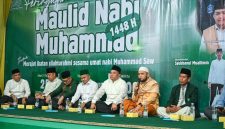 Peringatan Maulid Nabi Muhammad SAW 1448 H yang digelar Ikatan Pelajar, Guru-Dosen, dan Sarjana Al-Washliyah Sumut di Medan, Selasa (25/8/2026). Pj Sekdaprov Sumut Timur Tumanggor hadir dan mengajak memaknai peringatan ini sebagai momentum memperkuat sinergi dan kolaborasi membangun daerah. Foto: Ist.