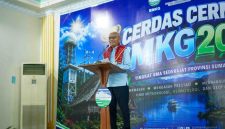 Wakil Gubernur Sumatera Utara, Surya, menyampaikan sambutan sekaligus apresiasi atas penyelenggaraan Lomba Cerdas Cermat BMKG Tahun 2026 tingkat SMA/MA/SMK sederajat se-Sumatera Utara di Balai Besar BMKG Wilayah I Medan, Selasa (4/8/2026). Foto: Ist.