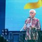 Wakil Gubernur Sumatera Utara Surya memberikan sambutan sekaligus menutup secara resmi Pekan Raya Sumatera Utara (PRSU) 2026 di Medan, Minggu (2/8/2026). Dalam arahannya, ia menekankan agar dampak ekonomi PRSU yang mencatatkan putaran uang Rp50 miliar dapat berkelanjutan melalui penguatan iklim investasi, daya saing daerah, dan pelayanan publik yang semakin baik. Foto: Ist.