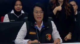 Direktur Tindak Pidana PPA-PPO Bareskrim Polri, Brigjen Polisi Nurul Azizah, menyampaikan keterangan pers terkait penetapan mantan Kepala Pelatnas Panjat Tebing HB sebagai tersangka kasus kekerasan seksual terhadap lima atlet putri, di Gedung Bareskrim Polri, Jakarta Selatan, Rabu (19/8/2026). Foto: Ist.