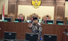 Yaqut Cholil Qoumas Hadapi Sidang Perlawanan Meski Kurang Sehat, Didakwa Rugikan Negara Rp622 Miliar