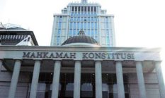 MK Kabulkan Sebagian Uji Materi Pasal 220 KUHP, Pengaduan Tindak Pidana Kepala Negara Hanya Boleh Presiden/Wakil