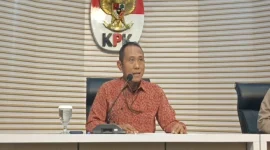 Plt. Direktur Penyidikan KPK, Achmad Taufik Husein mengungkapkan kasus korupsi digitalisasi SPBU. Foto: Ist.