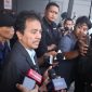 Roy Suryo memberikan keterangan kepada awak media terkait putusan penolakan praperadilan jilid III-nya di Pengadilan Negeri Jakarta Selatan. Foto: Ist.