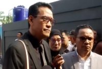 Kuasa hukum Roy Suryo, Refly Harun (kiri). Foto: Ist.