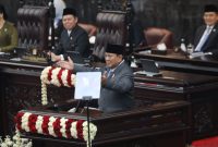 Presiden Prabowo Subianto menyampaikan Pidato Kenegaraan dalam Sidang Tahunan MPR RI Tahun 2026 di Gedung MPR/DPR RI, Jakarta, Jumat (14/8/2026). Dalam pidatonya, Presiden mengusulkan pemberian amnesti khusus bagi pengurus BUMN yang mengakui kesalahan serta pembentukan pengadilan ad hoc untuk mengusut pelanggaran direksi BUMN selama 30 tahun terakhir. Foto: Ist.