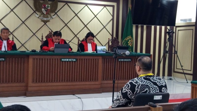  Sidang pembacaan vonis banding Ibrahim Arief alias Ibam di Pengadilan Tinggi DKI Jakarta, Senin (31/8/2026). Majelis Hakim memperberat hukuman dari 4 tahun menjadi 5 tahun penjara sekaligus menjatuhkan kewajiban membayar uang pengganti Rp5 miliar kepada negara dalam perkara korupsi pengadaan Chromebook. Foto: Ist.