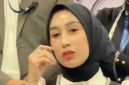 Reza Gladys didampingi tim kuasa hukumnya saat memberikan keterangan pers terkait putusan banding Pengadilan Tinggi DKI Jakarta, Sabtu (29/8/2026). Foto: Ist.
