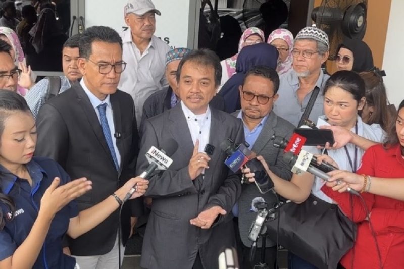 Roy Suryo telah mendaftarkan gugatan praperadilan jilid IV yang khusus menggugat tindakan pencekalan terhadap dirinya terkait kasus dugaan fitnah ijazah Jokowi, dengan sidang perdana dijadwalkan Jumat (7/8/2026). Foto: Ist.