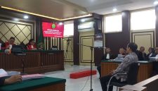 Sidang banding perkara korupsi pengadaan laptop Chromebook yang menyeret mantan Menteri Nadiem Makarim di Pengadilan Tinggi DKI Jakarta, Rabu (5/8/2026). Foto: Ist.