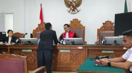 Suasana sidang praperadilan kelima Roy Suryo di Pengadilan Negeri Jakarta Selatan, Senin (31/8/2026). Hakim Tunggal I Ketut Darpawan memimpin persidangan yang terpaksa ditunda lantaran Jaksa Penuntut Umum dan Menteri Keuangan selaku turut termohon tidak hadir tanpa alasan jelas. Sidang lanjutan dijadwalkan 7 September 2026. Foto: Ist.
