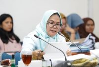 Kadis Perkimtan Deliserdang Yetty Sembiring saat rapat bersama Banggar DPRD Deliserdang. Foto: Waspada.co.id