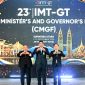Gubernur Sumatera Utara Muhammad Bobby Afif Nasution (tengah) bersama pimpinan delegasi Malaysia dan Thailand berfoto bersama usai pembukaan Chief Ministers’ and Governors’ Forum IMT-GT ke-23 di Medan, Rabu (9/9/2026). Bobby menekankan pentingnya penguatan ekonomi kawasan melalui platform konkret sekaligus menjaga lingkungan lewat prinsip hijau dan biru. Foto: Ist.