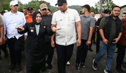 Jalan Longsor