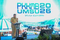 Gubernur Sumatera Utara Bobby Nasution menyampaikan dukungan pembangunan Kampus IV dan kuota beasiswa khusus bagi mahasiswa UMSU dalam kegiatan PKKMB 2026 dengan tema