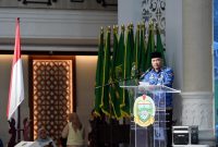 Pj Sekdaprov Sumut Timur Tumanggor memberi sambutan pada kegiatan rekonstruksi dan rehabilitasi arsip ASN terdampak bencana di Aula Raja Inal Siregar, Kantor Gubernur Sumut, Medan, Selasa (29/9/2026). Foto: Ist.