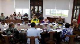 Wakil Gubernur Sumut Surya memimpin Rapat Akselerasi Peningkatan SAKIP Pemprov Sumut di Kantor Gubernur Sumut, Medan, Jumat (25/9/2026). Foto: Ist.