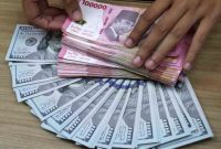 Rupiah melemah menembus level Rp18.002 per dolar AS pada Selasa (29/9/2026), Bank Indonesia segera lakukan triple intervention jaga stabilitas nilai tukar. Foto: Ist.
