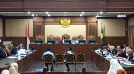 Suasana sidang kasus dugaan korupsi kuota haji di Pengadilan Tipikor Jakarta, Selasa (22/9/2026). Majelis hakim memutuskan Abu Rokhmad tetap memberikan keterangan untuk tiga terdakwa lainnya, meski mengundurkan diri sebagai saksi bagi mantan Menteri Agama Yaqut Cholil Qoumas. Foto: Ist.