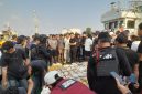 Petugas gabungan BNN, Bea Cukai, dan kepolisian mengamankan barang bukti berupa 800 kilogram ketamin yang diselundupkan lewat kapal Fuchangxing I di perairan Natuna Utara. Foto: Ist.