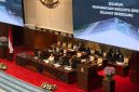 Rapat Paripurna DPR RI mengesahkan APBN 2027 senilai Rp4.106 triliun di Gedung Nusantara, Senayan, Jakarta, Selasa (29/9/2026). Anggaran ditetapkan dengan target pertumbuhan ekonomi 6 persen dan Transfer ke Daerah Rp735 triliun. Foto: Ist.