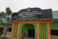 Gedung Sekolah MAN 2 Tanjungpura, Kabupaten Langkat, yang kini tengah menjadi sorotan Sumatera Corruption Watch (SCW) terkait dugaan pungutan SPP sebesar Rp75.000 per siswa. Foto: Ist.
