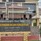 Gedung Dinas Pendidikan dan Kebudayaan Kota Tebingtinggi. Pihak dinas membantah pencopotan lima kepala sekolah terkait penolakan vendor revitalisasi, menegaskan rotasi sesuai Permendikdasmen Nomor 7 Tahun 2025. Foto: Ist.
