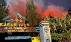 Karhutla Kawah Ijen Meluas hingga Bakari Gunung Suket, Pemadaman Dijalankan Secara Manual