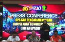 Suasana konferensi pers operasi SAR pencarian korban hilang kontak kapal rombongan jurnalis menuju Gunung Anak Krakatau. Rabu (23/9/2026) dipastikan melalui tes DNA jasad yang ditemukan di Pulau Enggano adalah Surakhman, salah satu awak kapal, sementara tujuh orang lainnya masih dicari. Foto: Ist.