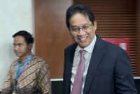 Mantan Menteri Keuangan Purbaya Yudhi Sadewa tampak berseloroh saat meninggalkan ruang kerja di Kementerian Keuangan, Jakarta, Selasa (15/9/2026). Foto: Ist.