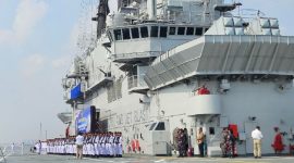 Suasana prosesi pergantian bendera dan peresmian KRI Sriwijaya-100, kapal induk pertama Indonesia, di Dermaga 107 Pelabuhan Tanjung Priok, Jakarta Utara, Kamis (24/9/2026). Eks kapal Italia Giuseppe Garibaldi kini resmi mengibarkan Merah Putih dan bergabung memperkuat armada TNI Angkatan Laut. Foto: Ist.