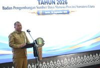 Pj Sekretaris Daerah Provinsi Sumut Timur Tumanggor membuka Pelatihan Kepemimpinan Administrator dan Pengawas Tahun 2026 di BPSDM Sumut, Senin (28/9/2026). Foto: Ist.