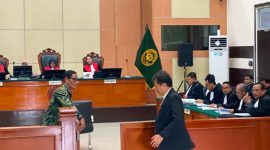Sidang pembacaan nota perlawanan di Pengadilan Negeri Jakarta Timur, Kamis (24/9/2026). Tim kuasa hukum Roy Suryo mengajukan eksepsi, menilai surat dakwaan kasus ijazah Jokowi cacat materiil dan formil serta memohon majelis hakim membatalkannya. Foto: Ist.