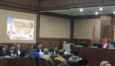 Sidang kasus dugaan korupsi kuota haji tambahan dengan terdakwa Ishfah Abidal Aziz alias Gus Alex. Foto: Ist.