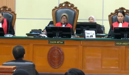 Roy Suryo Tolak RJ