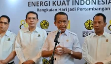 Bahlil Lahadalia dilantik sebagai Menko Hilirisasi dan Transisi Energi merangkap Menteri ESDM di Istana Kepresidenan Jakarta, Kamis (1/10/2026). Ia mengaku menjalankan amanah dari Presiden Prabowo. Foto: Ist.