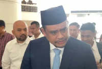 Gubernur Sumut Bobby Afif Nasution di Kantor Gubernur Sumut, Jumat (9/10/2026). Tanggapi santai putusan MK soal ijazah Gibran, sebut sarjana dan ajak fokus kesejahteraan rakyat. Foto: Ist.