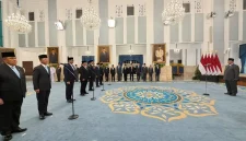 Presiden Prabowo Subianto melantik Jenderal TNI Richard Tampubolon dan Marsekal TNI Yusuf Djauhari menjadi Wakil Menteri Pertahanan (Wamenhan). Foto: Ist.