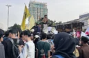 Massa mahasiswa berorasi dalam aksi unjuk rasa di Jakarta, 29 Oktober 2026. Ada 61 titik aksi tersebar di DKI. Foto: Ist.