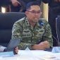 Kepala Penerangan Kodam Jaya Letkol Arh Noor Ishak memberikan keterangan terkait kasus penyewaan rumah dinas TNI di KPAD Cijantung yang dijadikan markas judi online, Jumat (9/10/2026). Letkol Arman ditahan, 11 operator sipil diamankan. Foto: Ist.