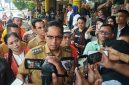 Wali Kota Medan Rico Tri Putra Bayu Waas memberikan keterangan pers terkait percepatan penyelesaian Stadion Teladan, Senin (12/10/2026). Target APBD tuntas 12 November 2026, terus dorong Kementerian PU selesaikan bagian APBN, tekankan kualitas & keselamatan. Foto: Ist.