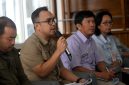 Kepala Biro Perekonomian Setdaprovsu Evan Botung Daulay saat menjelaskan langkah Pemprov Sumut kendalikan harga cabai: pasok dalam daerah dulu, serap panen petani, atur masa tanam, Selasa (6/10/2026). Foto: Ist.